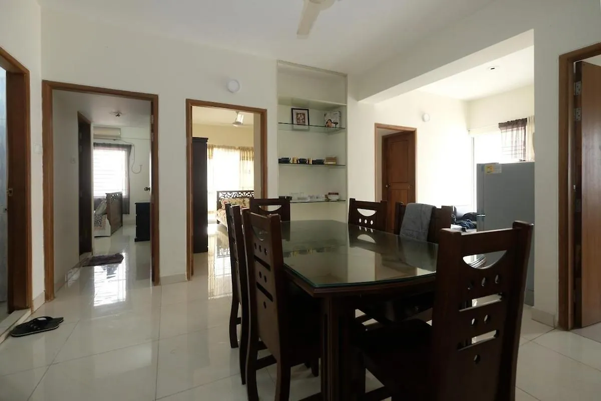 'Uttara Oasis' Luxury Apartment 다카